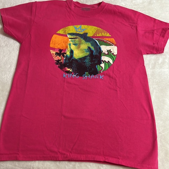 hot pink king shark shirt - Picture 2 of 4